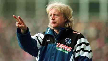 وینفرد شفر ویکی پدیا