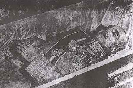 جریان کشف جسد مومیایی رضا شاه در حرم شاه عبدالعظیم